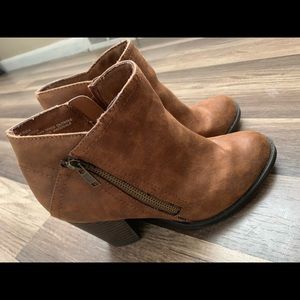 Rampage Booties